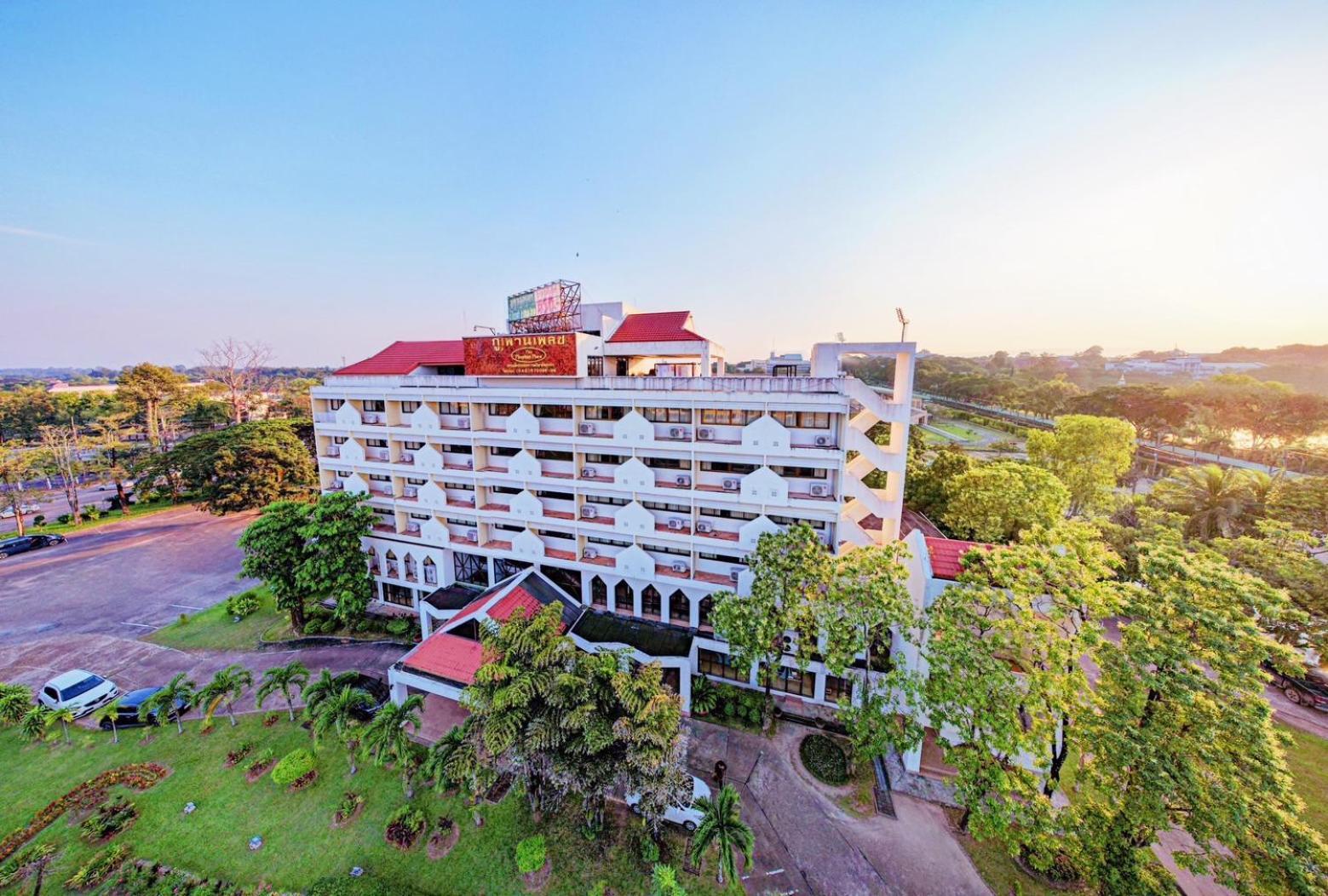 Phuphanplace Hotel Ban Phang Khwang Tai Exterior photo